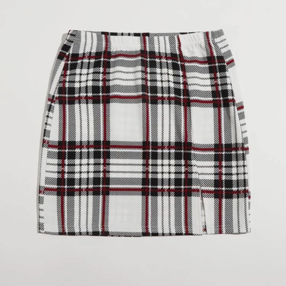 WOMENS PLAID RED AND WHITE STRETCH MINI SKIRT (1XL) - Picture 3 of 10